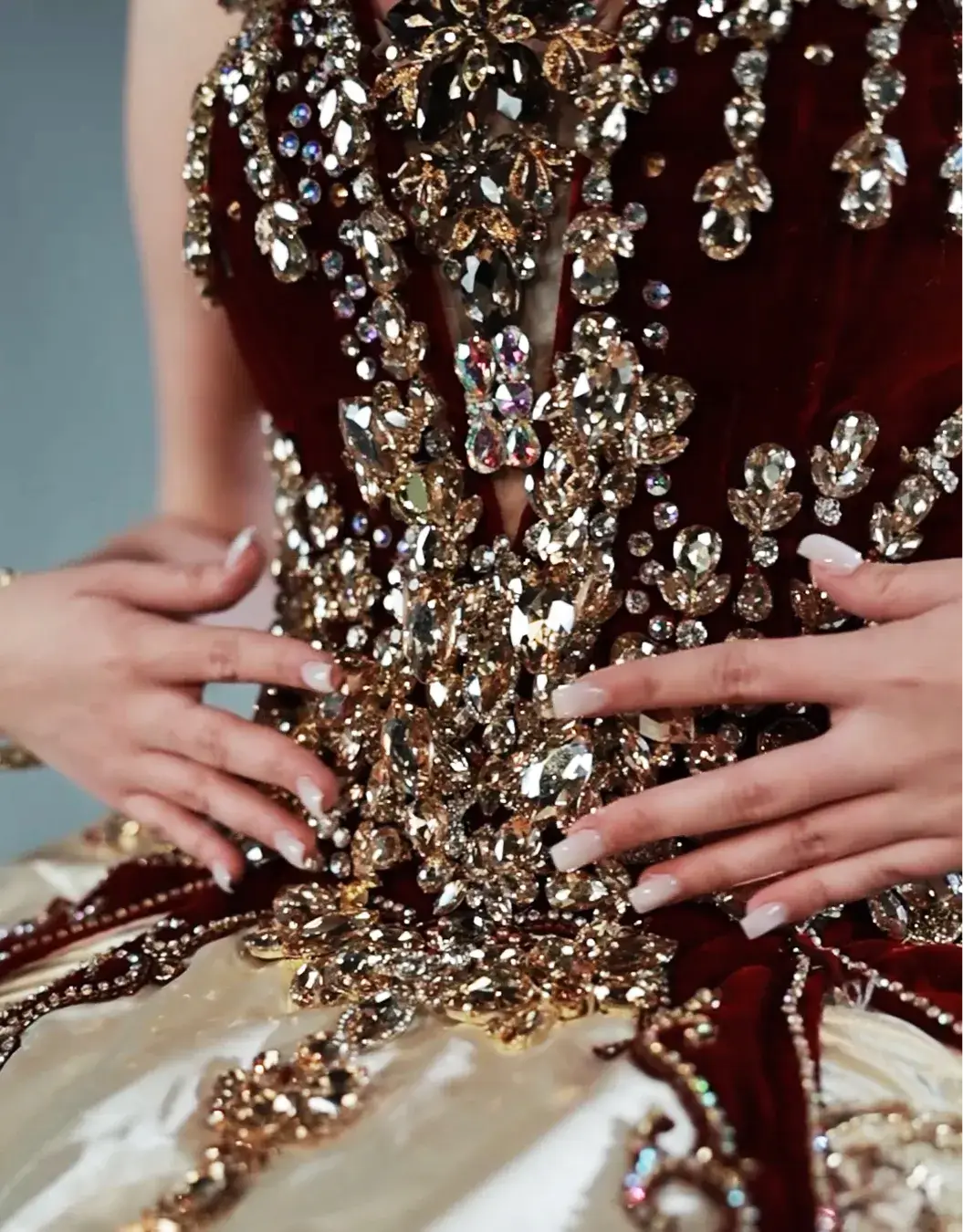 Viannk Mansur - High-quality materials