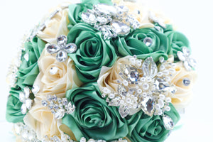 Elegant Quinceanera Bouquet - Handcrafted with Love